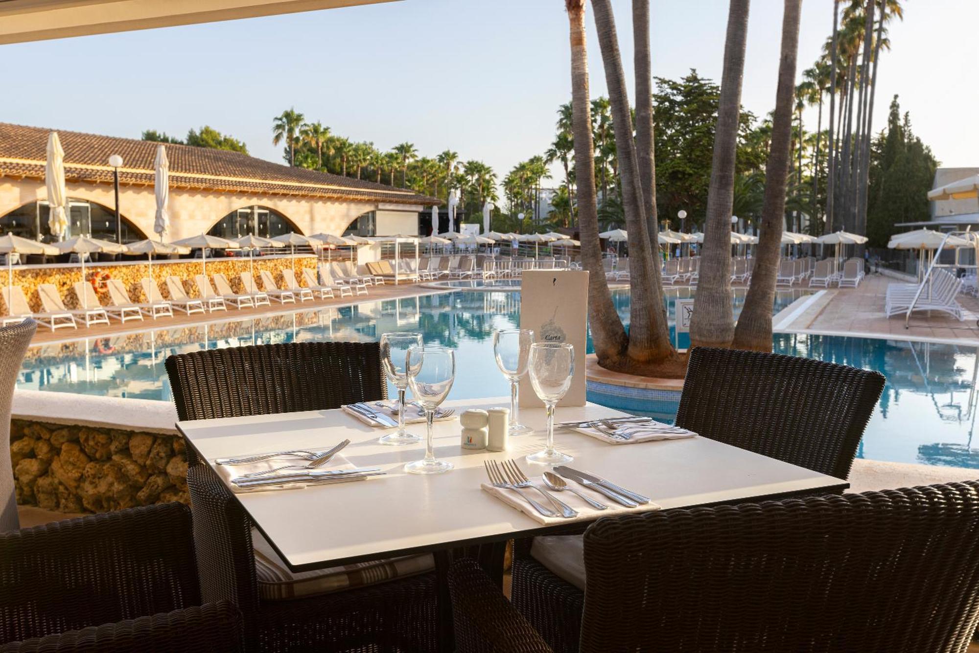 Hipotels Mediterraneo Club Са Кома Екстериор снимка